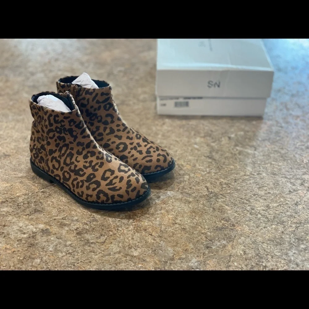 New Leopard Suede Boots